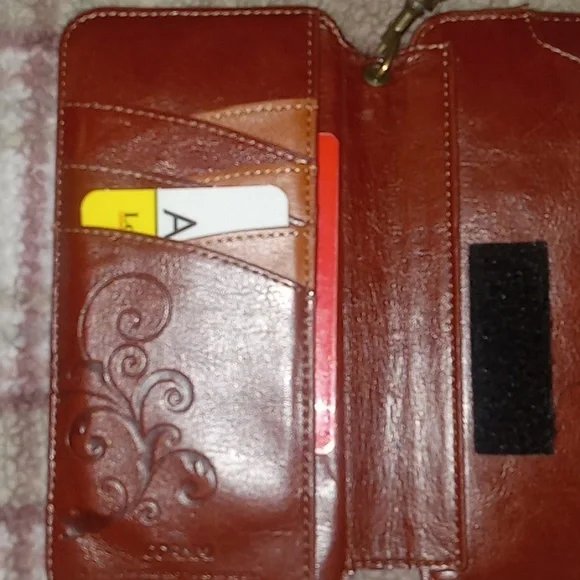 Cornmi womens leather wristlet - Picture 10 of 16